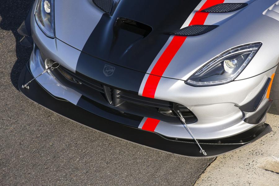 Детали экстерьера Dodge Viper ACR (VX) 2015 года  (фото 51 из 91)